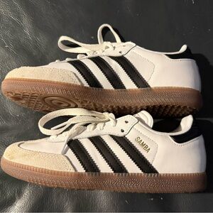 New Adidas Kids Samba White w black stripes Sneakers